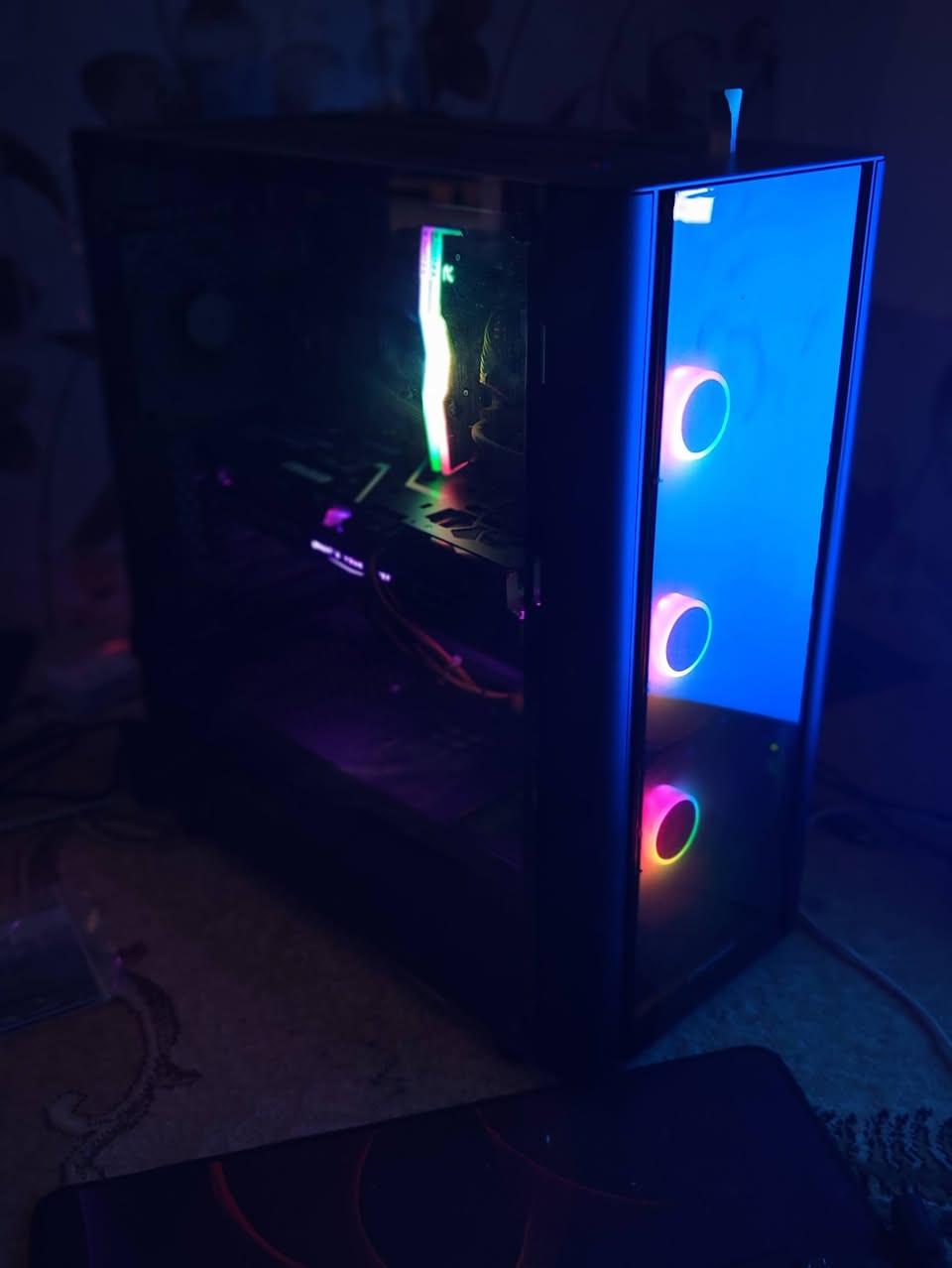 کەیسی گەیمینگ بێکێشە و خاوێن
٦٦٠$ معامەلە 

GPU: RTX 3070 8GB 3fan
CPU: Intel Core i5-11400
Motherboard: MSI H510M-A PRO
RAM: T-Force DDR4 16GB (8x2) 3600MHz
Case: Thermaltake V250 TG ARGB
Storage HDD: Seagate Barracuda 1TB SATA
Storage SSD: XPG M.2 256GB SX8100NP
PSU: THERMALTAKE 550W+80


**إذا كنت صاحب هذا الإعلان وتريد حذفه لأي سبب، رجاءا أرسل رسالة إلى الدعم الفني**
