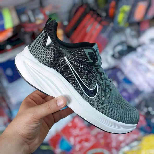 🔹#ترانشوز_طبي_فيتنامي_اصلي_خفيف_جدا💯

▪#القياسات__40___41___42___43___44✨

🔸#العنوان__النجف_حي_الزهراء_قرب_مطعم_ثابت 
     *********** واتساب📲 #تجهيزات_رياضيه

🔺#يوجد_توصيل_الى_جميع_اماكن_النجف_والمحافظات

          👑 تجهيزات القمر الرياضية/النجف 👑
