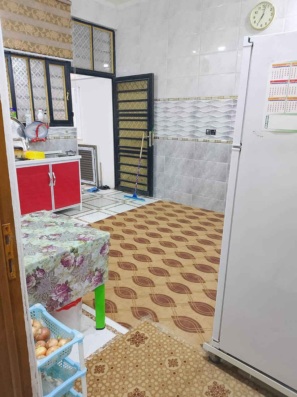 بيت لمساحه 200 متر لعنوان أبو لخصيب طريق لصحرأ طابو زراعي عراقي لسعر 105وبي مجال ***********سنت لبناء 2025
