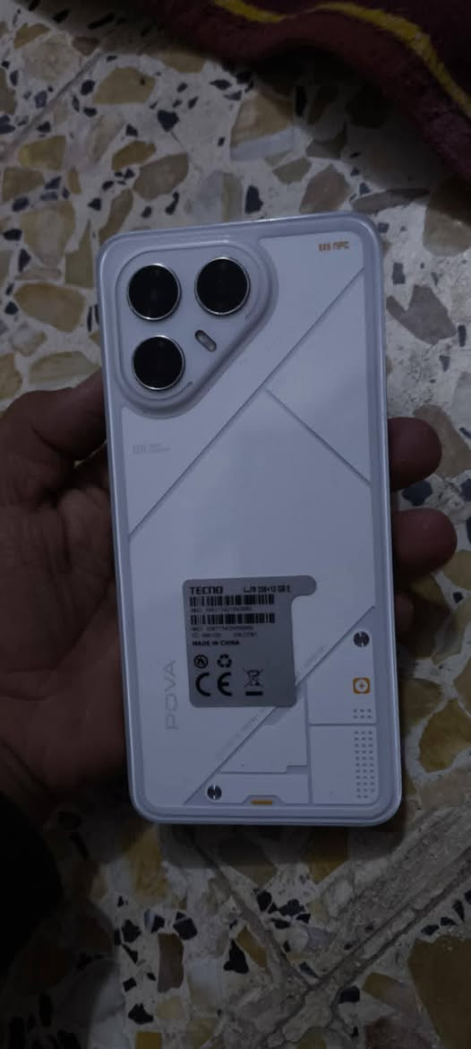 مراوس ب ايفون فقط 
جهاز تكنو بوفا سبعه الترا جديد ونضيف وعل شرط مراوس ب ايفون فقط رقمي ***********
