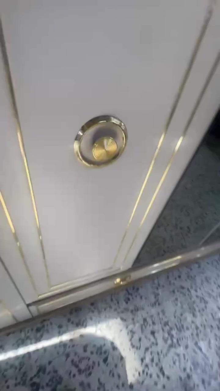 @إشارة غرفة تركيا مستخدمه مودرن حديث اصليه نضافه 95💯


**إذا كنت صاحب هذا الإعلان وتريد حذفه لأي سبب، رجاءا أرسل رسالة إلى الدعم الفني**