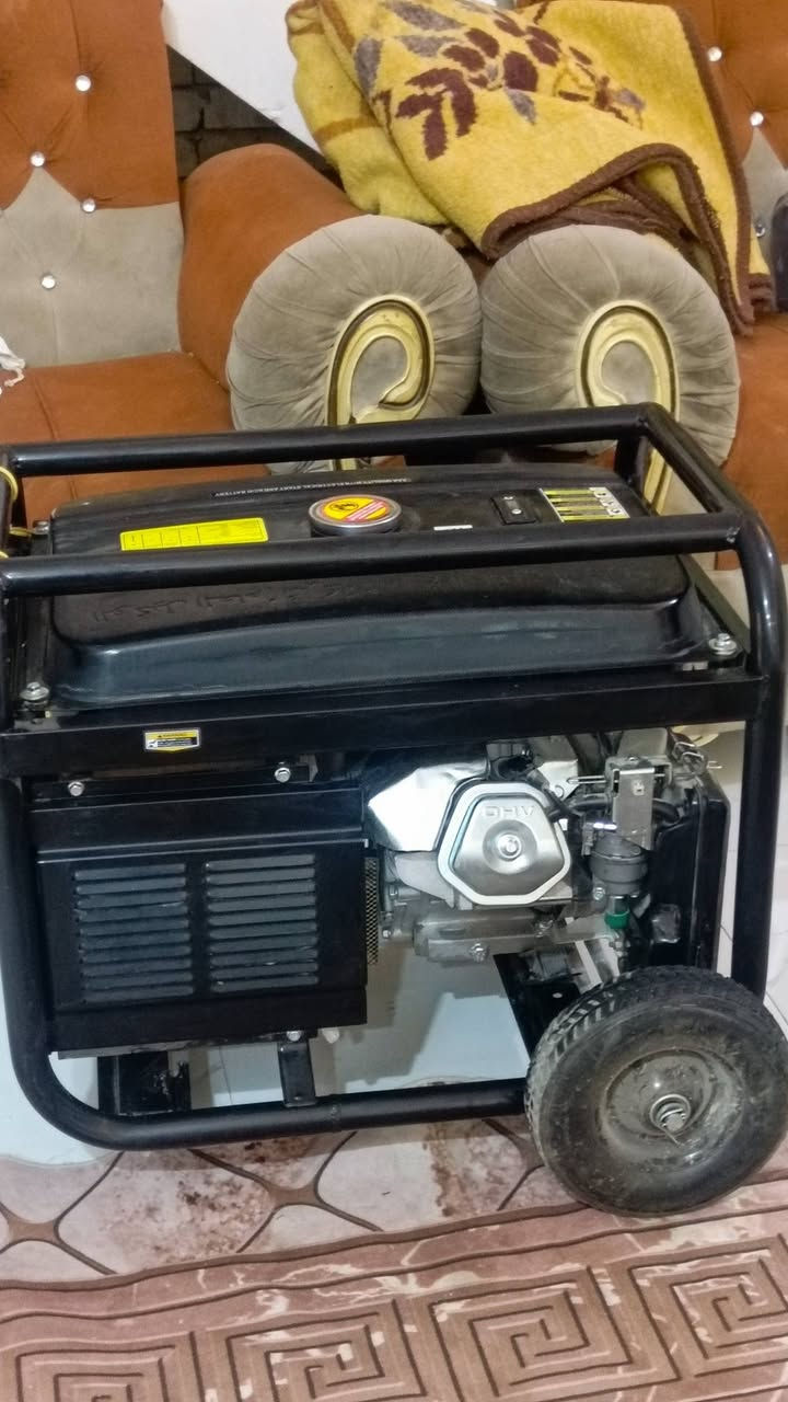 السلام عليكم
مولده كوري ٢٥ امبير بانزين
استخدام ١٠ ايام فقط//كربلاء ***********
