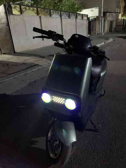 دراجه شحن للبيع نوع318 
اخذته بشهر الثامن بطاريات خير من الله
تمشي 40 كيلو بلشحنه الكامله
6 بطاريات 
سرعه تقره 92 الحقيقي 70
دبل اشاره+كلوب عالي وناصي+شاشه تدعم بيان العطل
مكان بغداد حي العامل
سعر 600 وبيه مجال
للاتصال ‭٠٧٧٦ ٠٤٨ ٠٣٥٨‬ واتساب
