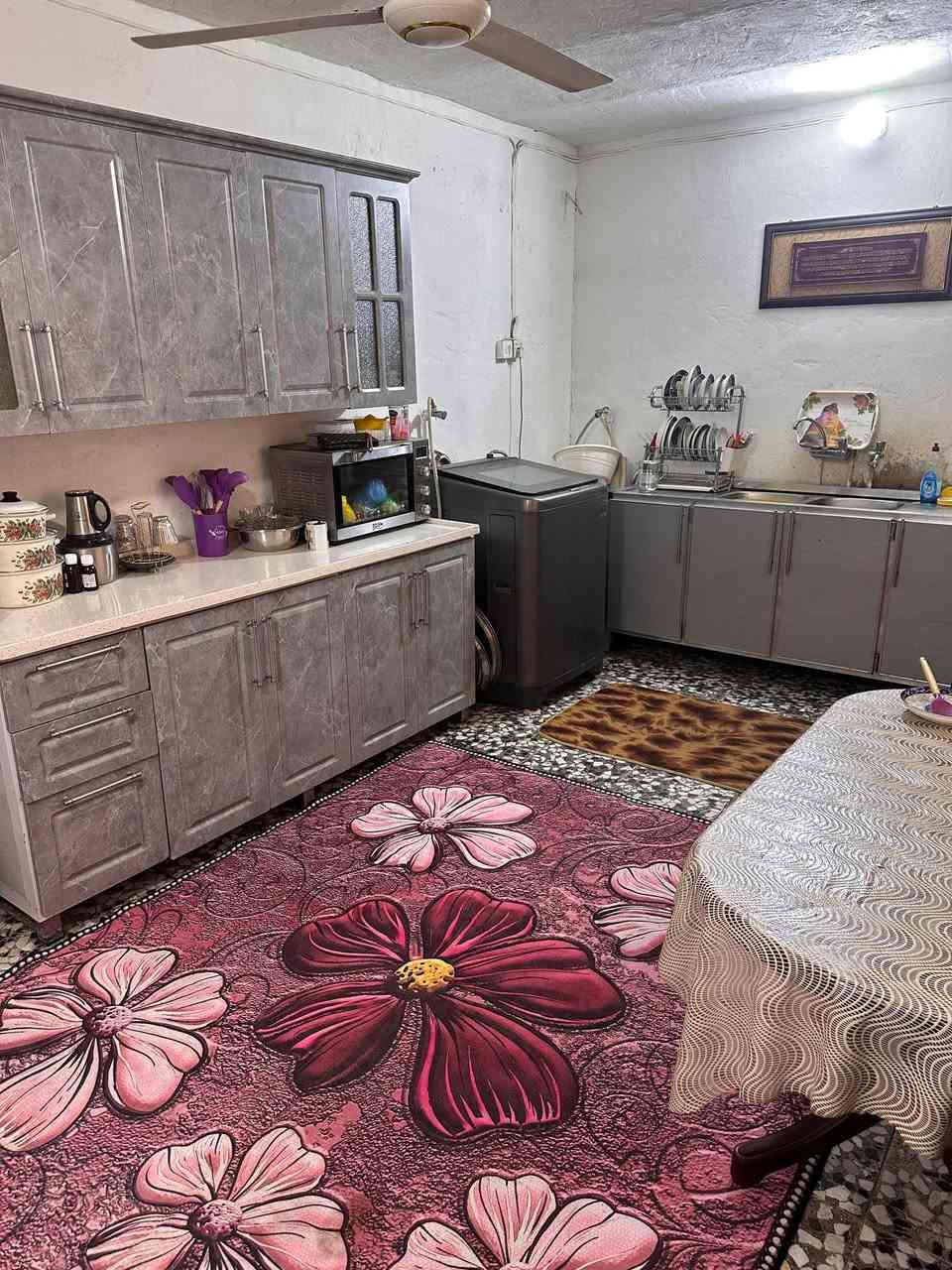 دار للبيع (بغداد-حي اور)
المساحة:١٨٣
النزال:٢٠
الواجهة:٦/٢
يحتوي على تداخل 
بناء قديم 
للاستفسار الاتصال هذا الرقم:
***********
