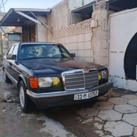 مارسيدس E300 • ١٩٩٠ • رقم انكليزي