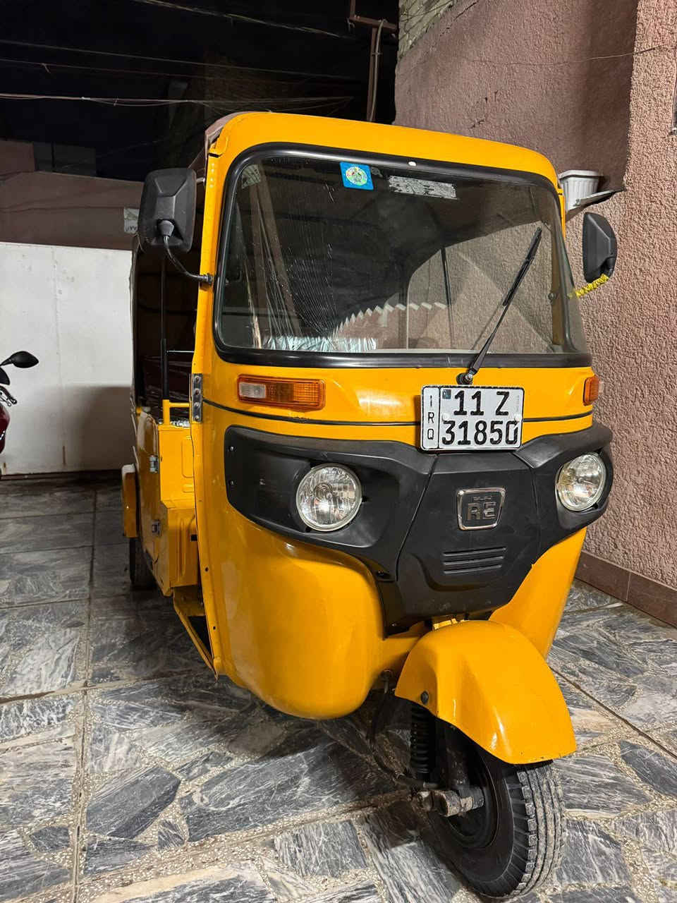 السلام عليكم تكتك مديل 22 رقم وسنويه انكليزي ثاني يوم احولك
كفاله عامه من التاير للتاير ماعده بيهة لغد واحد 
كل نقص مابيهة وجيب وياك فيتر وافحص 
التكتك مال بيت ماشتغل بيهة خير من الله تحويل ثاني يوم 
السعر 8و700 وبيهة مجال للطيبين *********** 
مكاني الامين الثانيه
