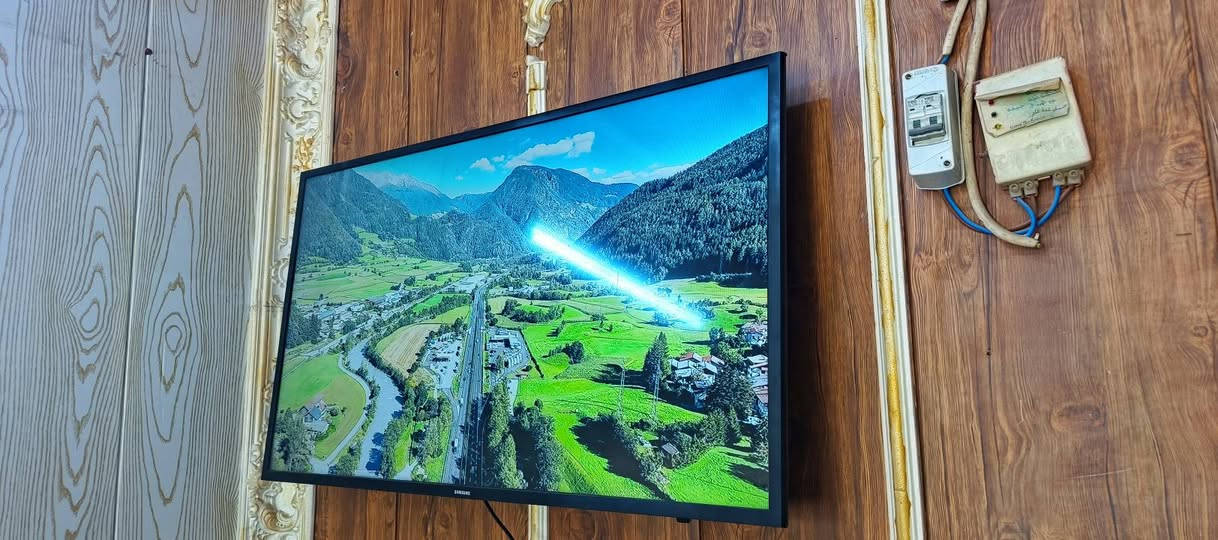 مركز الباقر الهندسي بيع وشراء وستبدال وصيانه جميع البلازمات نشتري شاشات العاطله وشغاله ومتوفر ستبدال معه لفرق  توفر شاشات جديد حجم ٦٥ وحجم ٥٥ وتوفر شاشات مستعمل حجم ٥٠ وحجم ٤٣ وحجم ٣٢ العنوان كربلاء مقابل حي العباس عمود 25قرب شركة شانجان الرقم ***********باقر البديري
