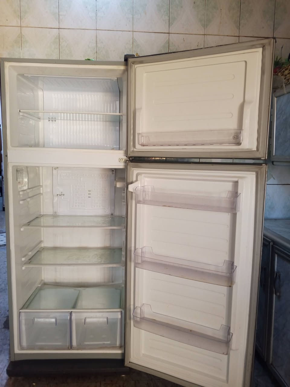 اغراض بيت للبيع ثلاجة شغالة بس منقصة غاز ب 110 طباخ 5عيون ب55 جرباية نفرين هية ولدوشك ب200واذا بدون الدوشك ب160 الغراض بيهن مجال قليل المكان ابوغريب  الشهداء يم جامع المصطفى ...


**إذا كنت صاحب هذا الإعلان وتريد حذفه لأي سبب، رجاءا أرسل رسالة إلى الدعم الفني**