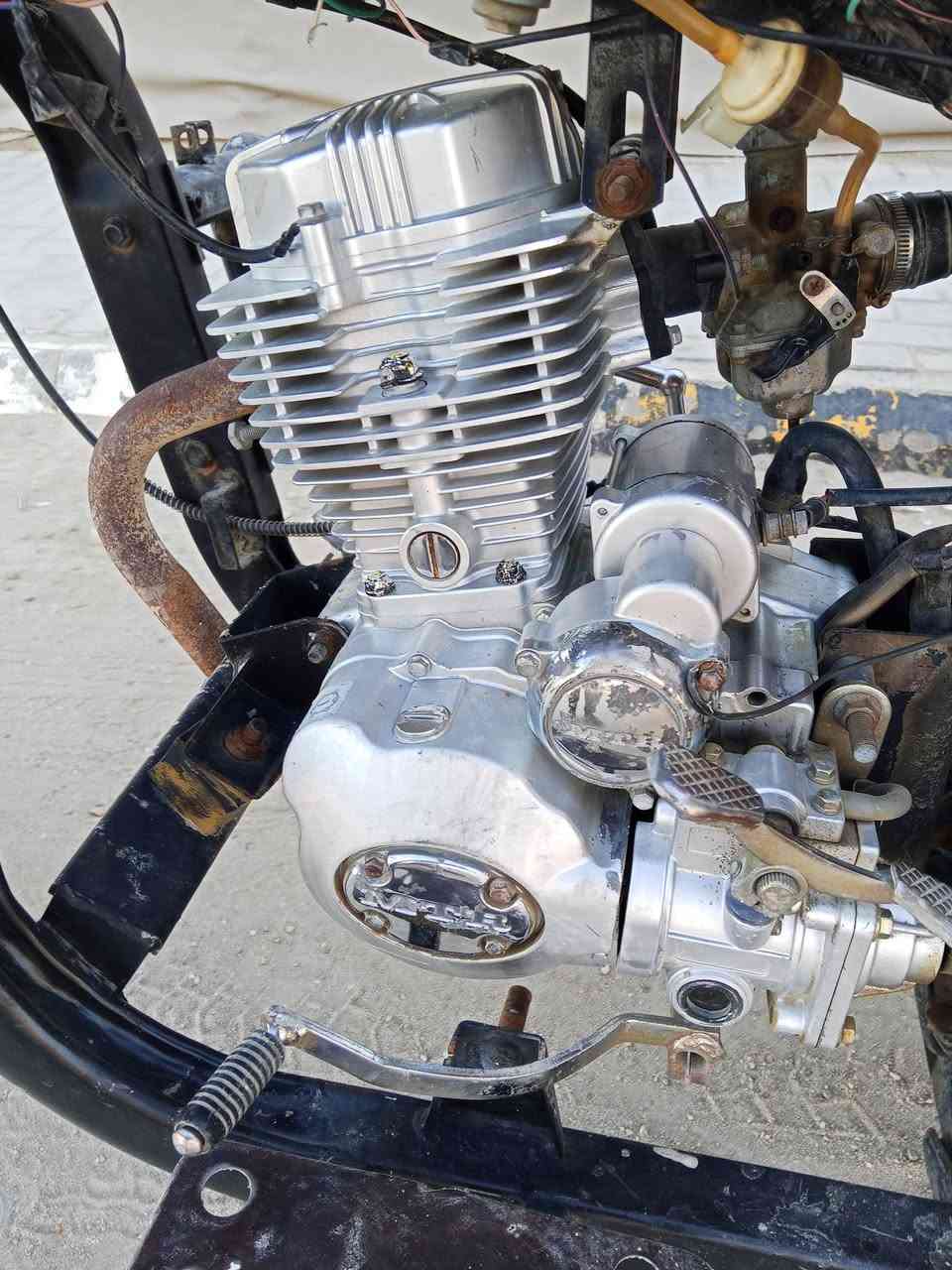 سلام عليكم اخوان امتيار لبيع ستوته ماعايزه برغي اوراق اوصولي 2018 لسعر 1800وبيه مجال  
ونتصال عله رقم هاذه ***********
