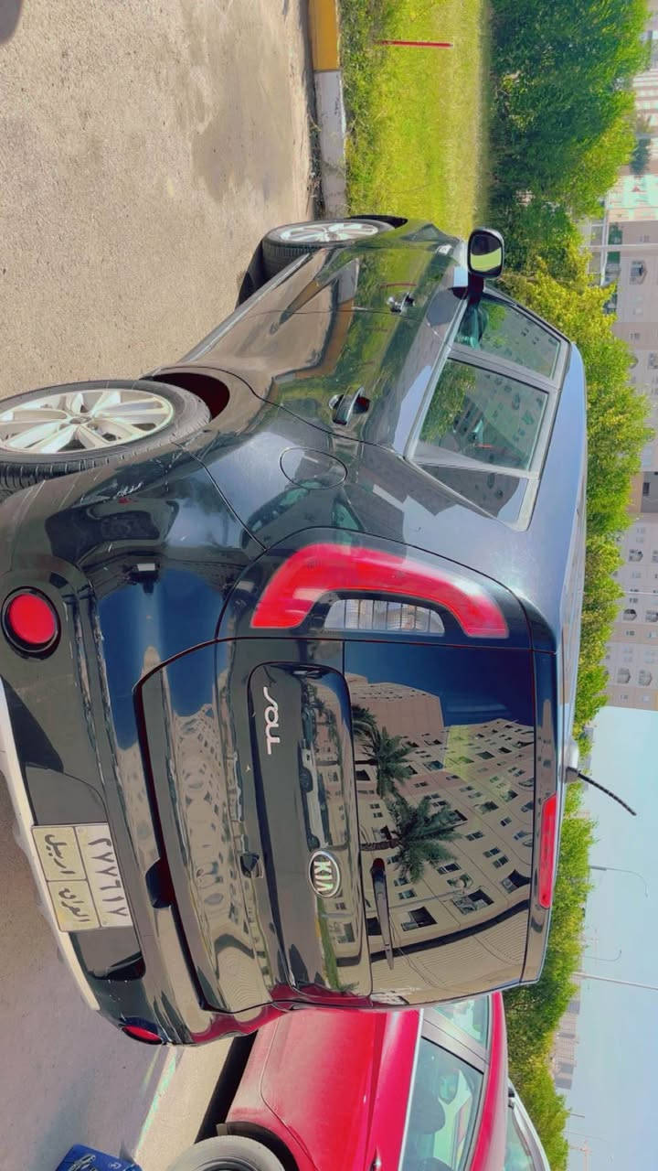 كيا صول موديل 2017   رقم اربيل سيارة نضيفة حدا استخدام شخصي   اوتوماتيك  لون اسود تبديل بنيد و جاملغ ايمن بدون ضربة بدون دواخل رقم الهاتف. *********** بغداد, العراق
