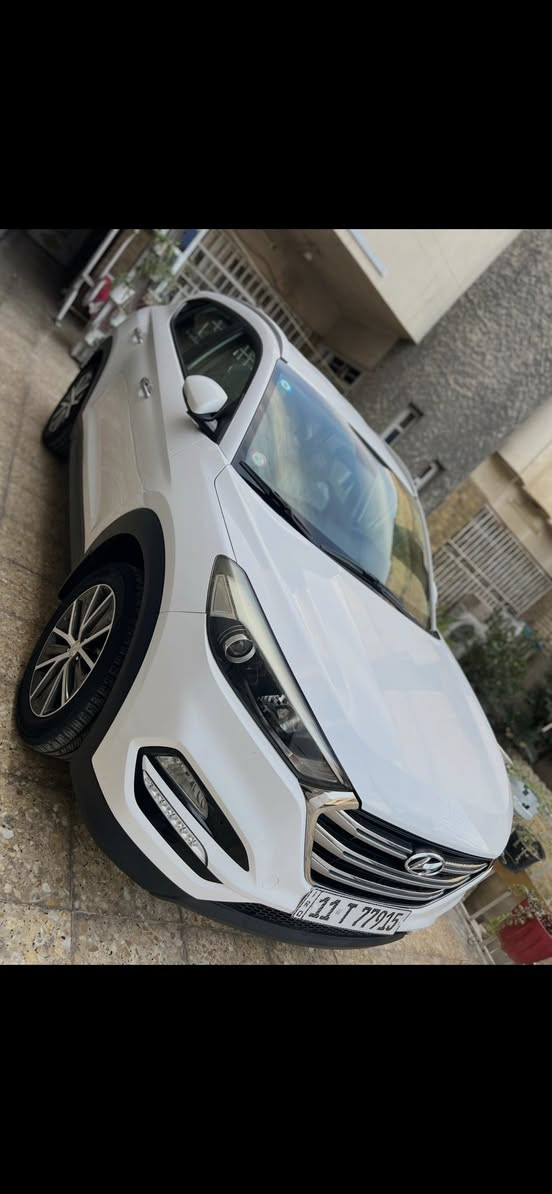 السلام عليكم
للبيع او مراوس توسان2017 مكفوله كفاله عامه من الصبغ ول تبديل ول بارد عده رصعه بخشم البنيد صغيره
السياره حلوه وجديده كلش استلام شركه على ايدنه ماشيه 73 حقيقي
السياره تحتوي على 
شاشه_كامره خلفيه_مري شفط_تحكمات ستيرن_تبريد قطعتين_ثلاث انظمة قياده

مكان السياره بغداد
للاستفسار ***********
السعر 175 وبيه مجال
