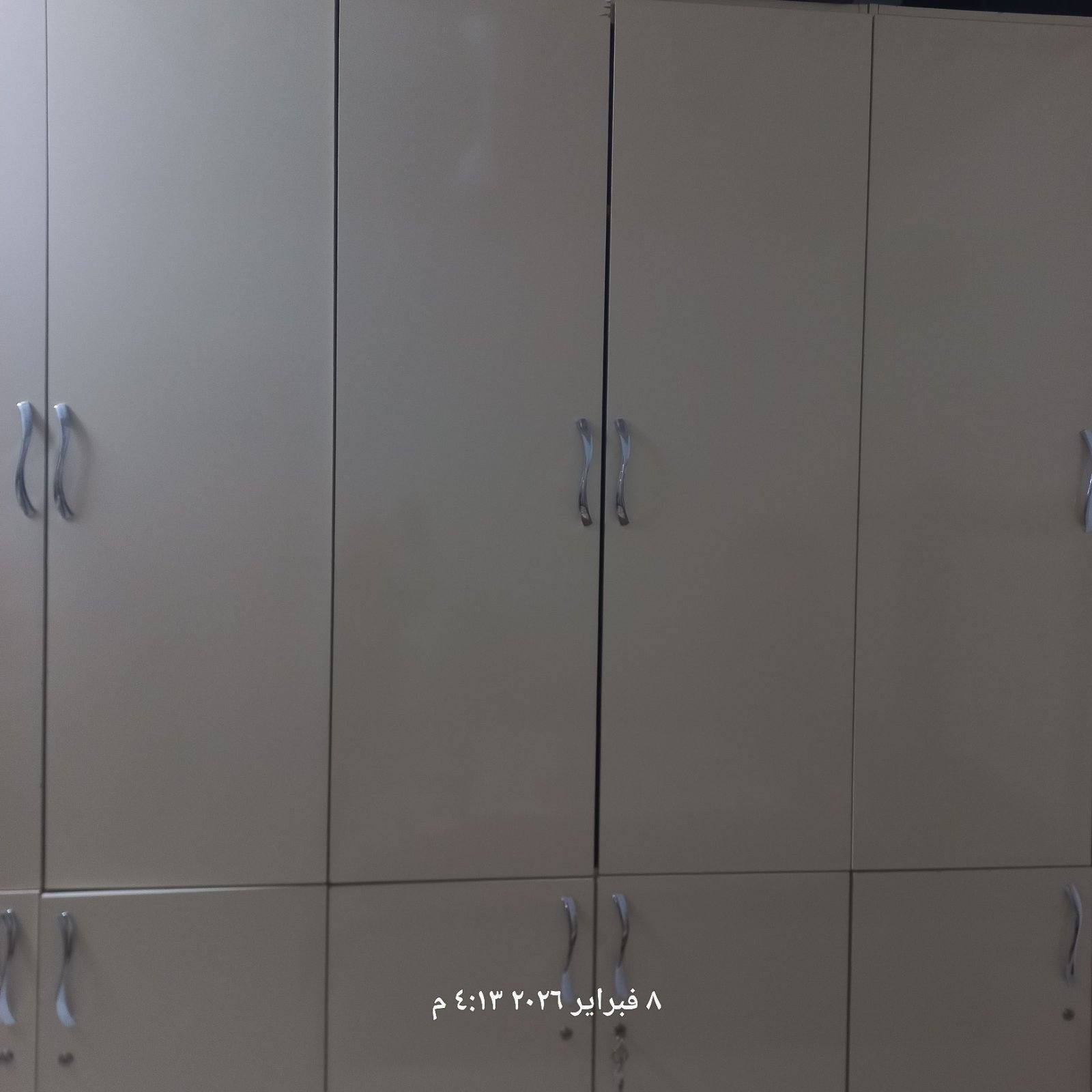 غرفه نوم للبيع السعر ٤٠٠ الف بيه مجال ع الرقم ***********
