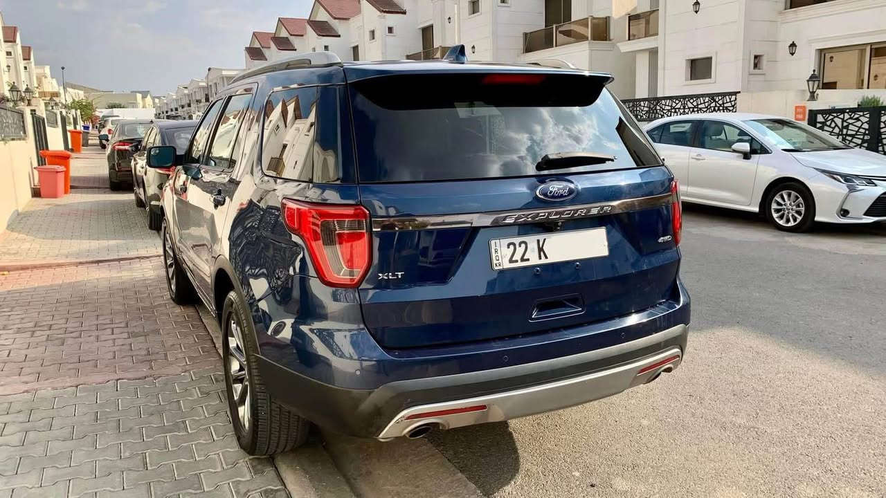 سيارة فورد اكسبلور  2016  
المواصفات XLT
 محرك 6سلندر  
بصمة  تشغيل وبصمة ابواب  
تشغيل عن بعد
دبل اكسل 4wd
فتحة السقف (بانوراما)
شاشة كبيرة و كاميرا 
ويل كب 20 
تحكمات ستيرن فول
تحديد سرعة 
اشاير بالمرايات جانبية وهيتر  
7 راكب 
كشن جلد و بيجي 
حساسات امامي وخلفي
كراسي الامامية كهرباء وتدفئة
استيرن تدفئة
صندوق كهرباء ورجل وريمونت  
تبريد 3 قطع امامي وسطي وخلفي مع تحكمات 
منافذ AUX مع منافذ USB 
 بيها قطعتين صبغ باب وجامرلغ سائق بدون ارباك
سنوية و رقم جديدة شرط التحويل
ماشية 112 الف مايل
مكان السيارة اربیل
رقم شاصي  1FM5K8D87GGB84512
***********
سعر 170$ أربيل, العراق
