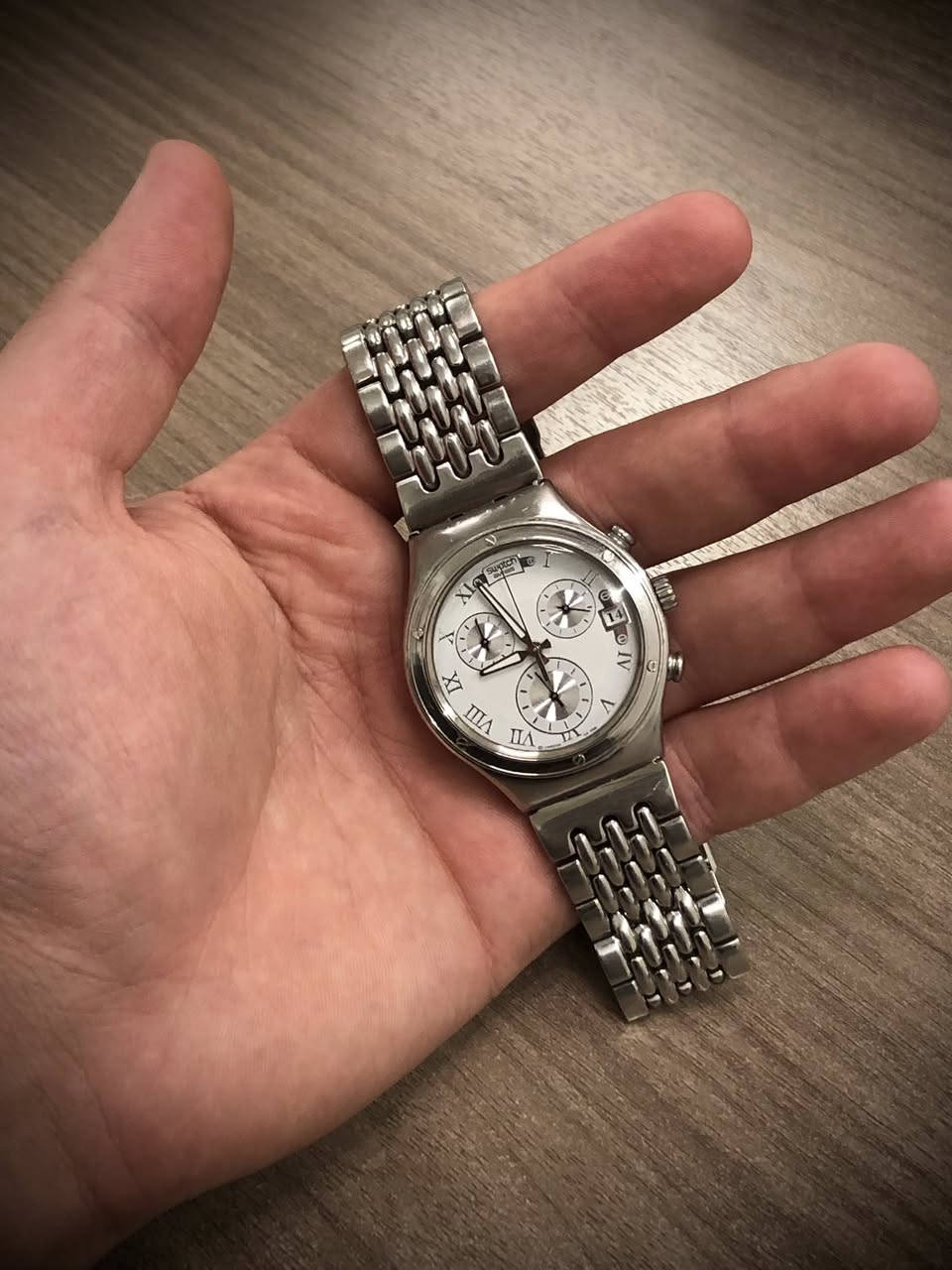 سواتش سويسري اصلي 🇨🇭🇨🇭
نظاقة قوية جدا // مينة مميزة // كرونوغراف نطام العمل كوارتز // ارقام رومانية المرغوب // منفذ تأريخ يومي //السير الاصلي والبوك الاصلي // الساعة مختومة ما تقبل اي نقاش بالاصالة // ثلاث سناتر متعددة الوضائف // زجاج مقاوم للخدش // 
‏🇨🇭السعر خااااص لطفااا🇨🇭
يوجد توصيل لكل المحافظات


**إذا كنت صاحب هذا الإعلان وتريد حذفه لأي سبب، رجاءا أرسل رسالة إلى الدعم الفني**