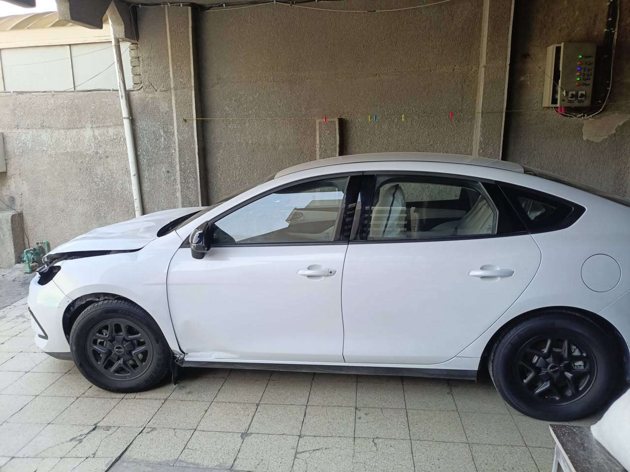 السلام عليكم BYD سيل فايف 2025 رقم بغداد  ماشيه 4لاف زيروه ع حادثها 
شغاله وتمشي السعر 88 مكاني الدور 
‏‪***********‬‏
‏‪***********‬‏
