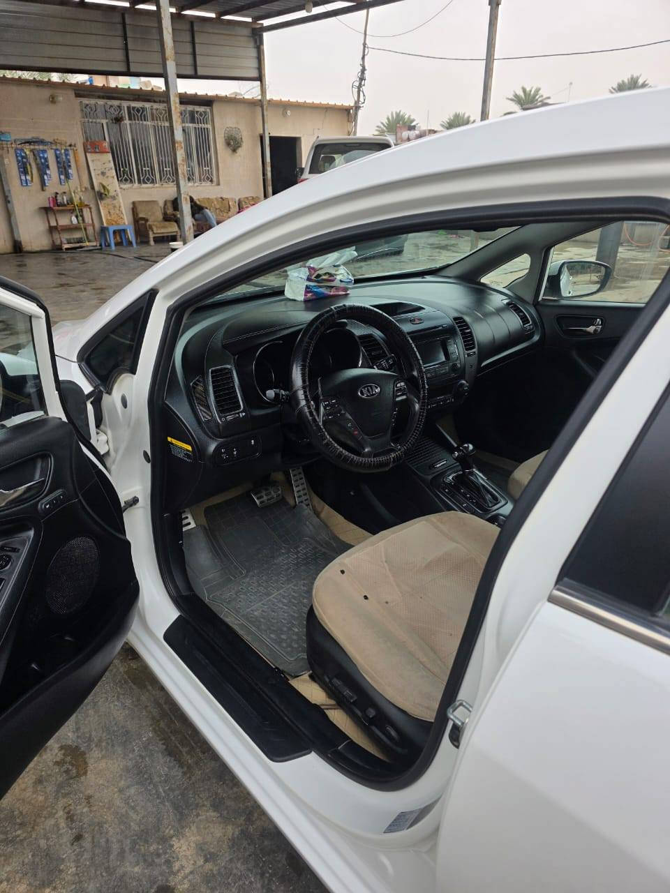 السلام عليكم سيراتو 2015 كفاله عامه عدة الباب بيهة صبغ كشن كهرباء بصمه تنته السعر ١٣٥
المكان ديالى الخالص 

‏‪0782 629 7961‬‏
محمد الموسوي
