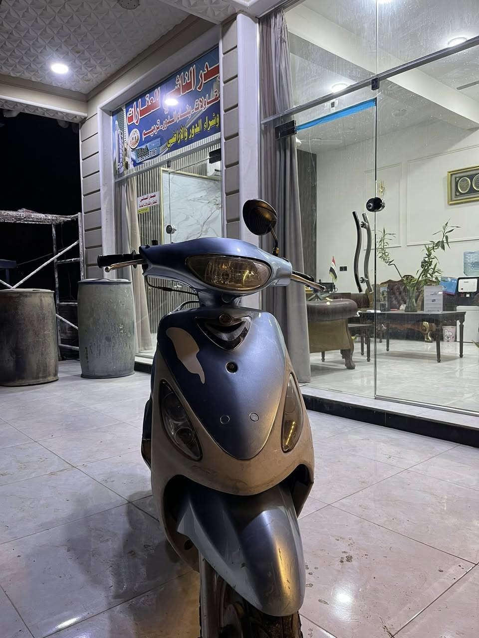 سلام عليكم ماكس منغولي للبيع دراجه كامله مكمله شغاله سلف هندر تنكر سلف اطلع وين ما جان كهربائيات شغالهزمن طول لطول عنوان الدراجه الناصرية مركز للتواصل خاص ***********
