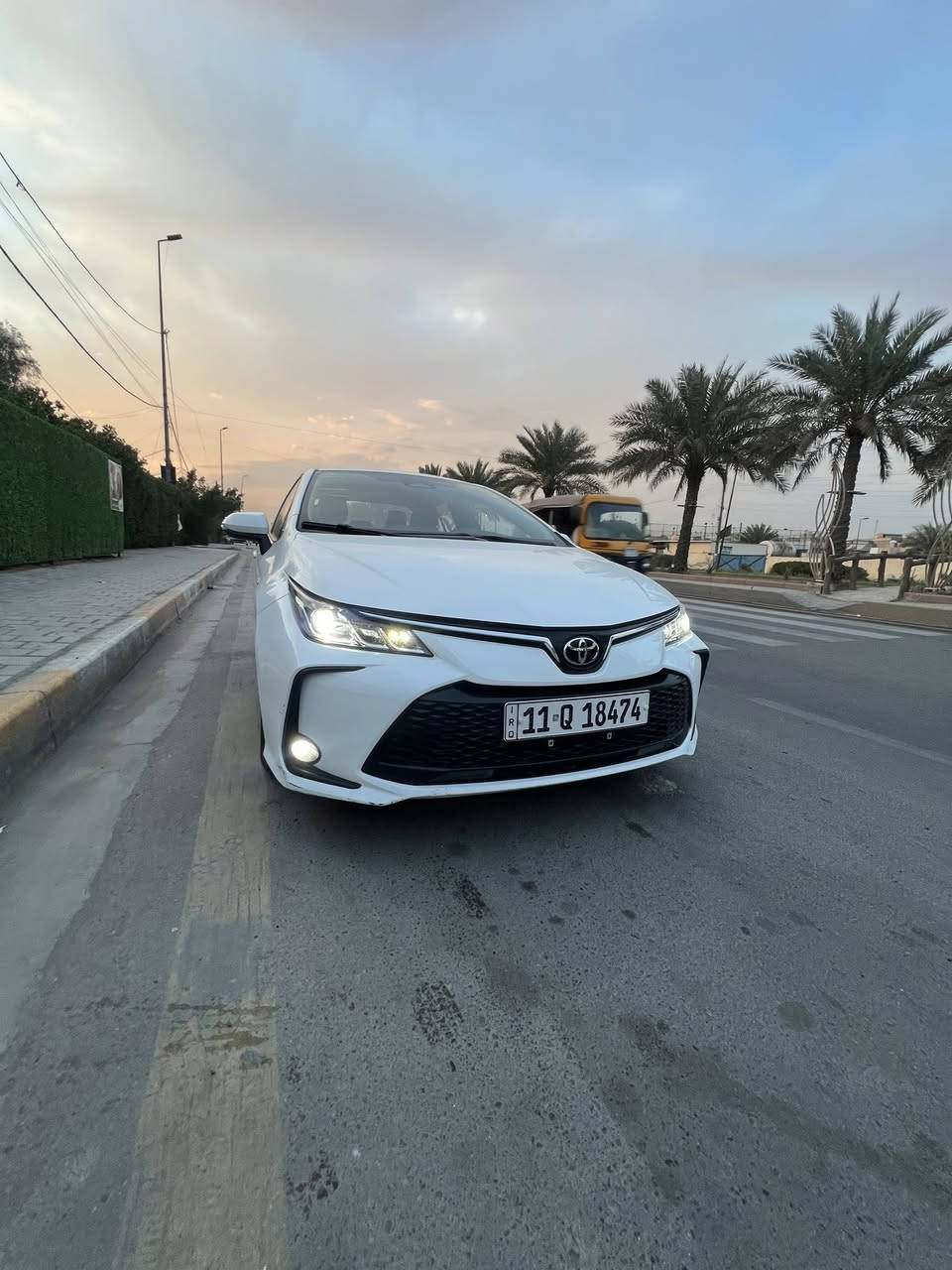 كورلا هايبرد 2024 شكل الخليجي  علامه الاسوده  ماشيه 20 الف رقم بغداد الإنكليزي   
مكفوله كفاله عامه ماعده هاي بارد موضح  بل صوره 
بصمة عدد 
فتحة سقف 
رادار 
تحذير عند خروج عن المسار 
مثبت سرعة 

قيادة ذاتية 
بريك ذاتي عند حاجة 
وضعيات قيادة 3
زر EV 
اوتو هولد 
هند بريك ذكي بصمة 
 فول تحكمات ستيرن 
شاشة كبيرة كار بلي +حاكية 
ويل كب تيوتا 
بك لايت لد اضواء زينون +كشافات زينون 
شاشة عدادات دجتل 
اشاير مري 
تبريد قطعتين ثلج ❄️ 
منافذ طاقة بل خلف  وبل امام 
زر اوتو لايت عالي 
اربع جام اوتو 

سعر 145 $ و بيها مجال بسيط 

عنوان بغداد الشعب 

***********
