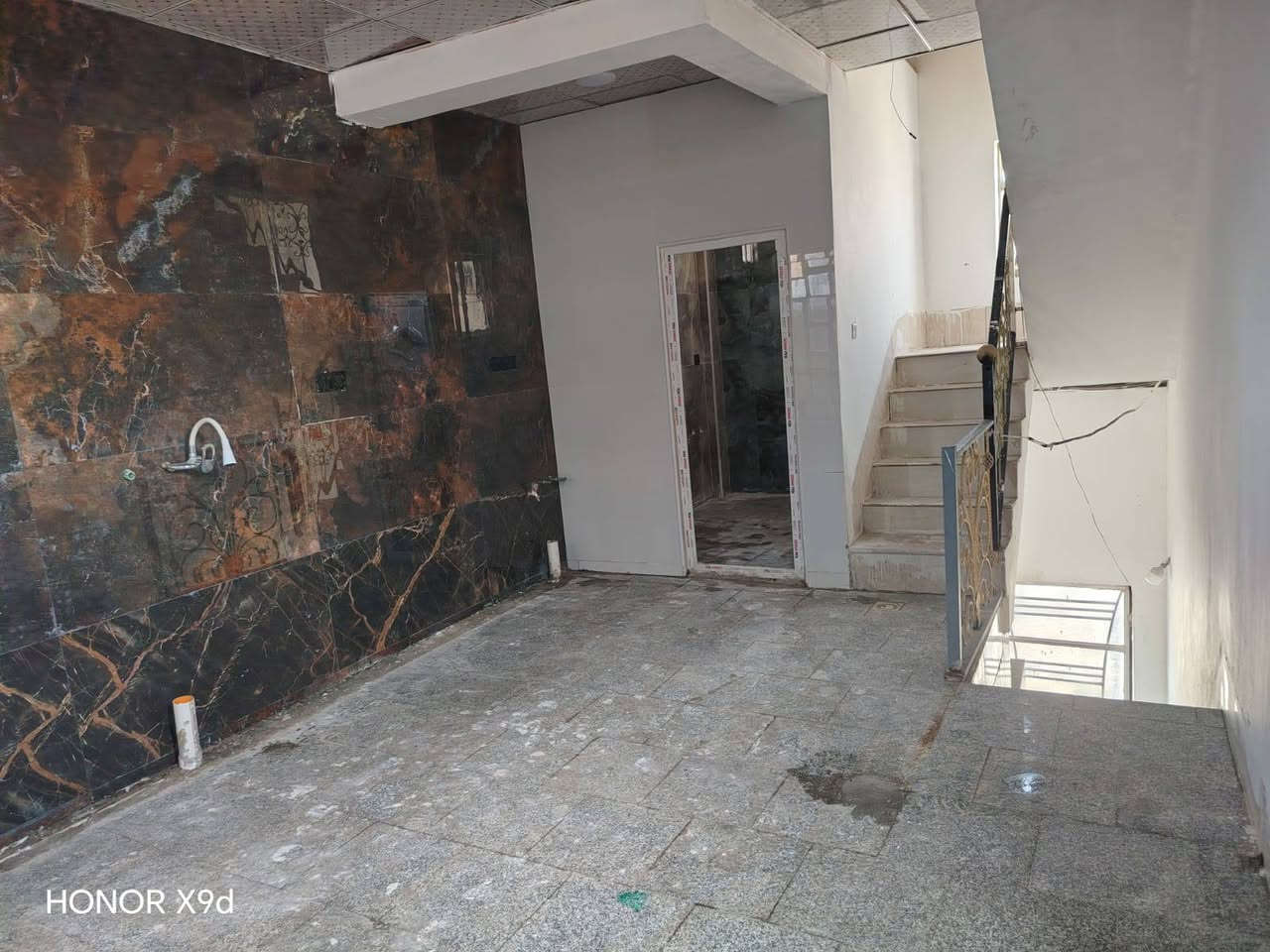 للايجار ٦٠م ثلاث طوابق غرفتين واستقبال كبير..حي ميسان..للتواصل والاستفسار... مكتب العزاوي للوساطه العقارية.. حي ميسان الشريط سايدين... الشارع الخدمي.. ♕***********♕*********** وات ساب//والرقم المجاني 214438..꧁꧂ زورونا تجدون مايغنيكم عناء البحث꧁꧂
