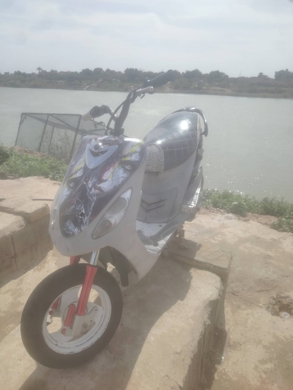 دراجه للبيع دراجه خير من الله دراجه كامله مختم ختم واحد بس مفتوحه مره وحده بوش وبستم مكان حي الحكيم السعر ٤٢٥ وبيهه مجال 👍🏼💞


**إذا كنت صاحب هذا الإعلان وتريد حذفه لأي سبب، رجاءا أرسل رسالة إلى الدعم الفني**