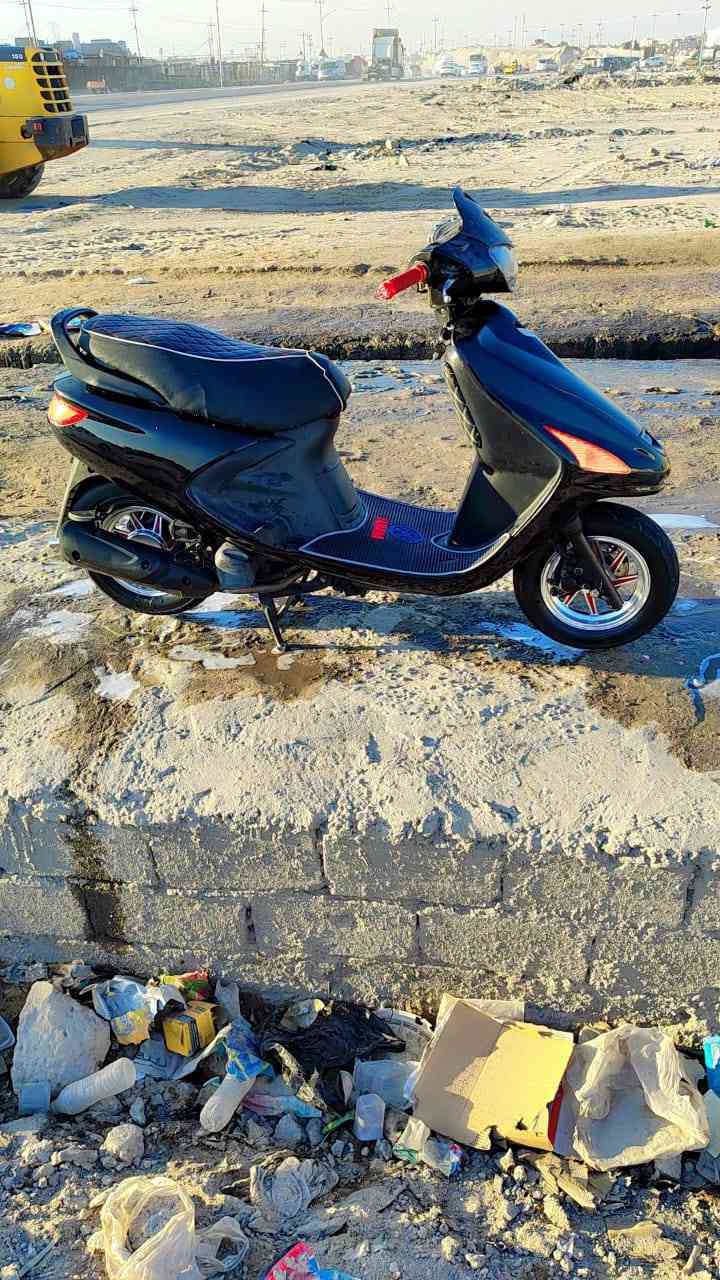 السلام عليكم دراجه فحل لبيع شلعه ومعدل خير من الله دراجه كلش حلو مامفتوحه بيه نهضه اتخبل ويل كب رياضي كزوز بيه رياضي السعر 650وبيه مجال 
*********** العنوان البصره الزبير
