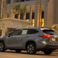 هايلندر XLE • ٢٠٢٣ • بجم ٣ قطع