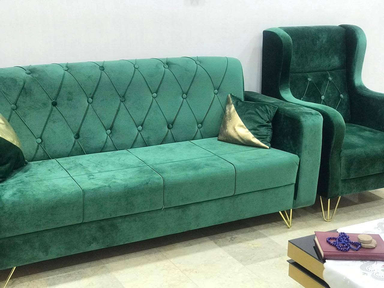 من رخصة الأدمن تخم قنفات مع ميز وسيت طبلات وقريوله خشب صاج للبيع وباسعار جدا مناسبه المكان زعفرانيه للأستفسار الأتصال على الماسنجر او الأتصال بالرقم *********** بي واتس اب
