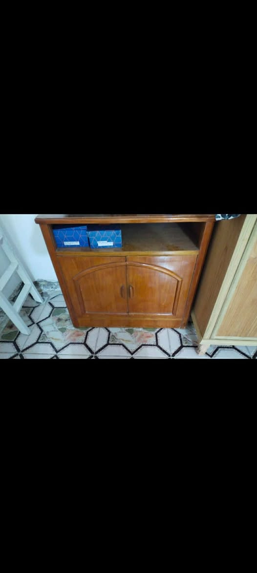 السلام عليكم
غرفه للبيع 
للتواصل ***********
