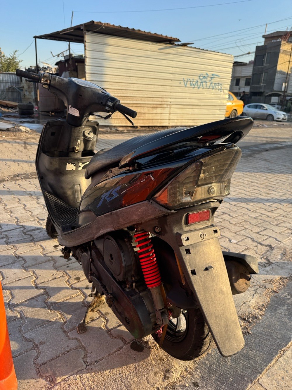 السلام عليكم
ماكس عدله مكينه بلادي ممفتوحه اكفل الدراجه مكينتها خير من الله وبيه شلعه قويه الدراجه افحص وآخذ وإذا اكو مراوس pcx