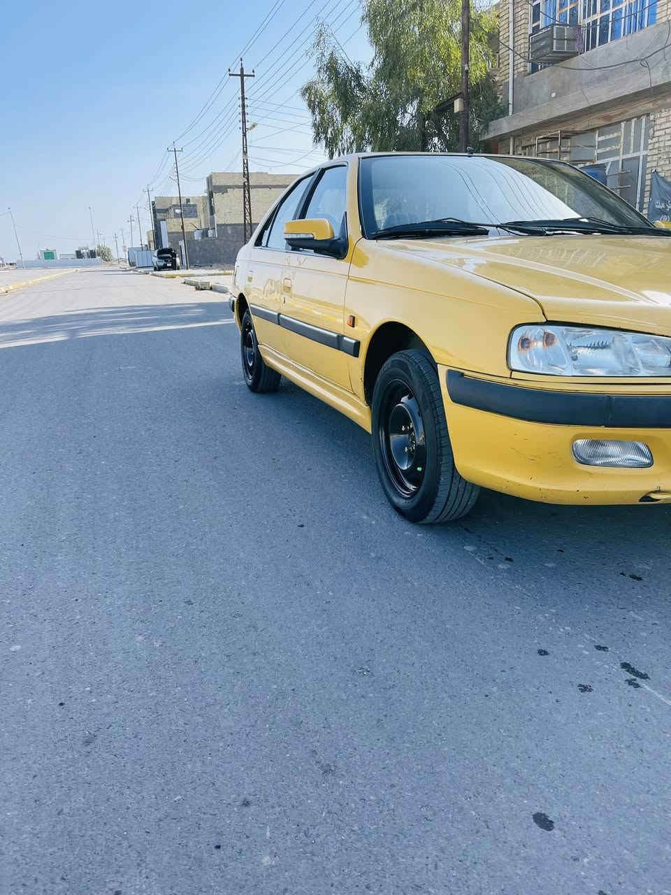 السلام عليكم بيجو بارص موديل 2015 سيارة جديدة وجاهزة من كلشي كير محرك خير من الله تخم تاير جديد صدر خلفي امامي جديد سنتر لوك أربع بيبان تبريد ثلج تدفئة شغالة مصفرة هيئة وغرامة دوشمة جديدة السعر 45 وبيهة مجال مكاني بغداد الرقم ***********
