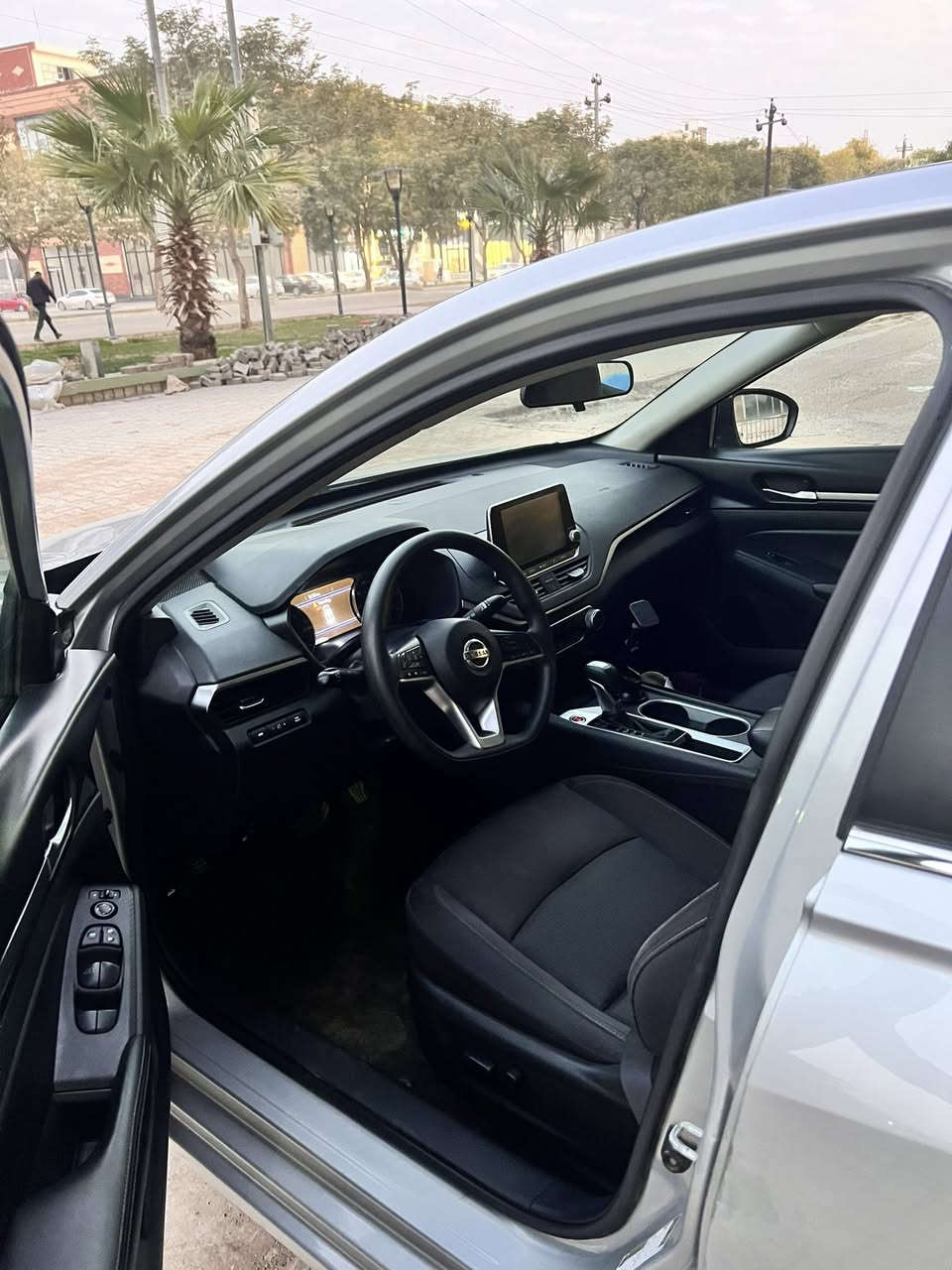 نیسان الیتما  SV
مودیل 2022
سۆنەریم داناوە
رقم شاصی  1N4BL4DV4NN304882
شوین کەلار
***********
