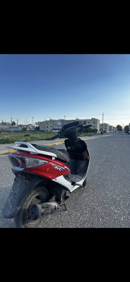 السلام عليكم
كامكو g4 للبيع،الدراجة نشطة وحلوه وبيها معدل قوي،سرعتها   140
وميحتاج احجي عنها اكثر تعرفون قوة الكامكو 
السعر (500) وبي مجال 
الرقم:***********
