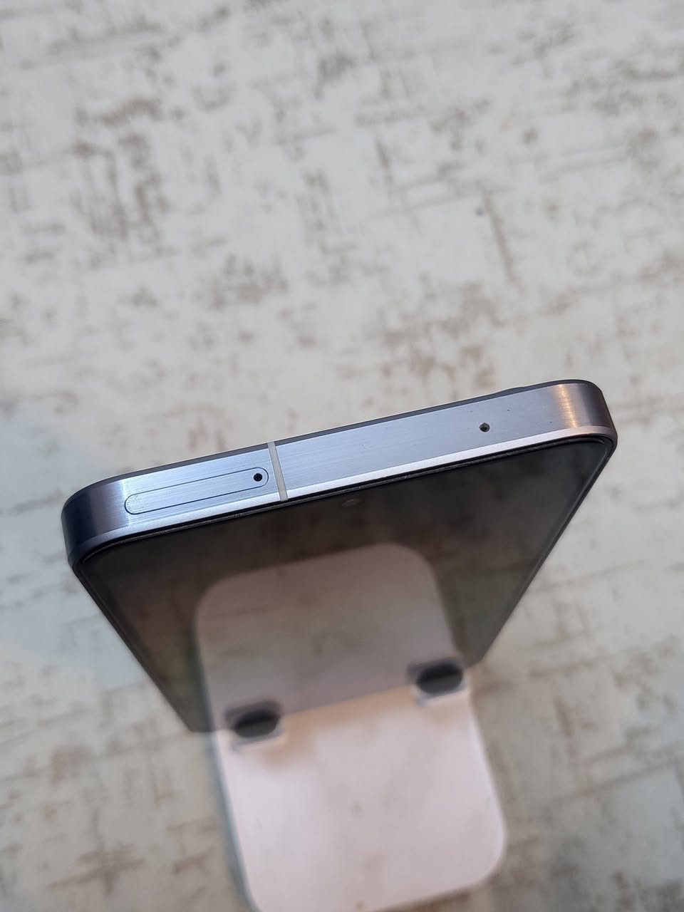 موبايل سامسونك A55 جهاز نضيف جدا 
الذاكرة 128 كيكا العشوائية 8 بدون ملحقات 
السعر 250 الف 
مكاني بغداد مدينة الصدر ***********
