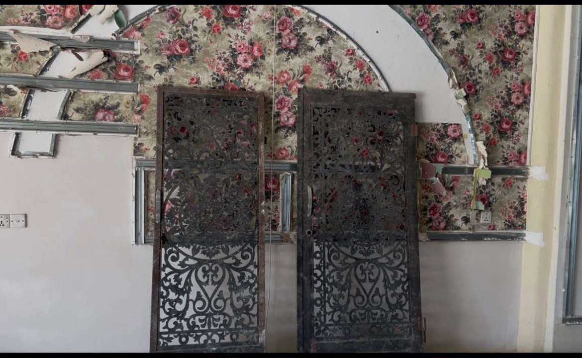 چوار دەرگای جوان ونوێ كالار, السليمانية


**إذا كنت صاحب هذا الإعلان وتريد حذفه لأي سبب، رجاءا أرسل رسالة إلى الدعم الفني**