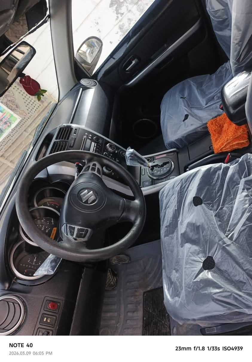 سازوكي موديل ٢٠٠٦ سياره بيه محرك كورلاه ١٨٠٠ محرك جديد كير جديد تخم تاير السعر ٦٠ العنوان بغداد حي النصر ***********
