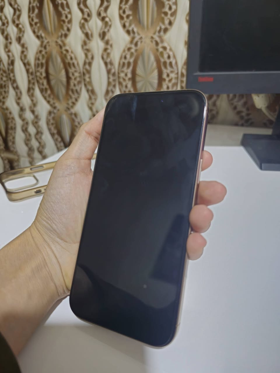 16 برو ماكس شرق اوسط
ذاكرة 256
بطارية 96 
1400 قفل 
مكان بغداد حي جهاد


**إذا كنت صاحب هذا الإعلان وتريد حذفه لأي سبب، رجاءا أرسل رسالة إلى الدعم الفني**