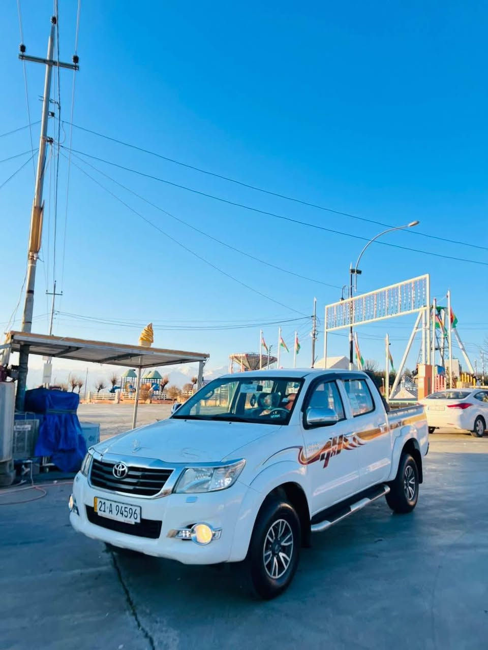 تۆیۆتا هایلوکس 2013 مانگی 3 
سەیارەکە نمونەیە لە جوانی 
  توندوتۆڵە کامل مەسرەف کراوە 
بێ تەقەو ڕەقەیە بێ بۆیاخ و دەعم و لێدران
 سەیارەکە 170هەزار ڕۆشتووە 
بەشەرتی کۆمپیوتەر 
سەنەوی تازەیە تا 2030بەشەرتی تەحویل 

سعر : لە کۆمێنت داوای بکە ڕاستەوخۆ بۆت دێت 🤖 

سەیارەکە کامل جایزە مەکینەی نەکراوەتەوە 
چوار تایەی لۆکی لەسەرە سەیارەکە شەریکە جیهانە .

ژمارەی خاوەنەکەی 
***********
