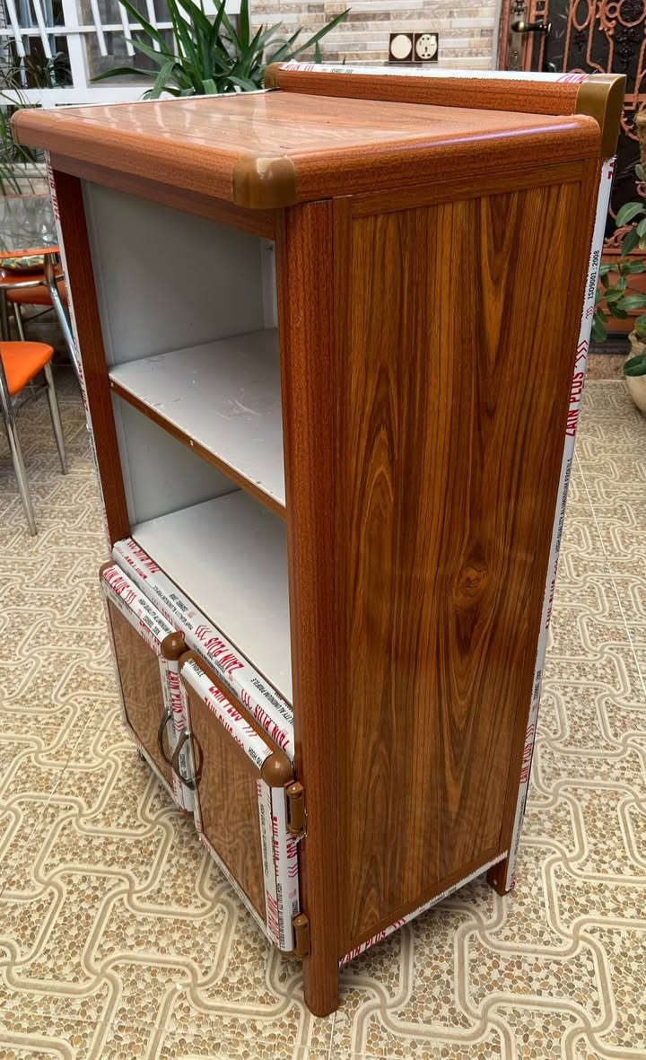 السلام عليكم دولاب للبيع جديد جداً  والسعر عالخاص


**إذا كنت صاحب هذا الإعلان وتريد حذفه لأي سبب، رجاءا أرسل رسالة إلى الدعم الفني**