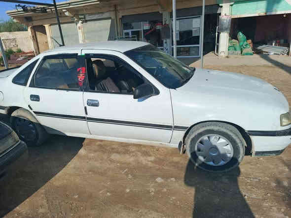 سلام عليكم فكترا 16موديل 92رقم الماني شعري موجود سياره مال جناي كابون موجود ***********
