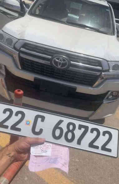 السلام عليكم اعزائي الي يحتاج شي بدائرة مرور أربيل اني حاضر الي عندة سنوية مفقودة او رقم مفقود او تحويل سيارة او تجديد لوحات او ترقيم جديد او تجديد سنوية او فحص او هزة كلة نفس اليوم 
والي يريد يشتري سيارة من اربيل هم اني حاضر بأي وقت 
والي عندة اي اشكالات بدائرة مرور اربيل اني حاضر اتصلوا على الرقم (***********)موجود واتساب و أي سؤال اني حاضر اخوكم عبدالرحمن
