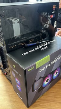 شد ولعب معالج -i5-1440 كارت -4060 8g  رامات -16 dr4 Ssd -2 t M.2-1t  ت...