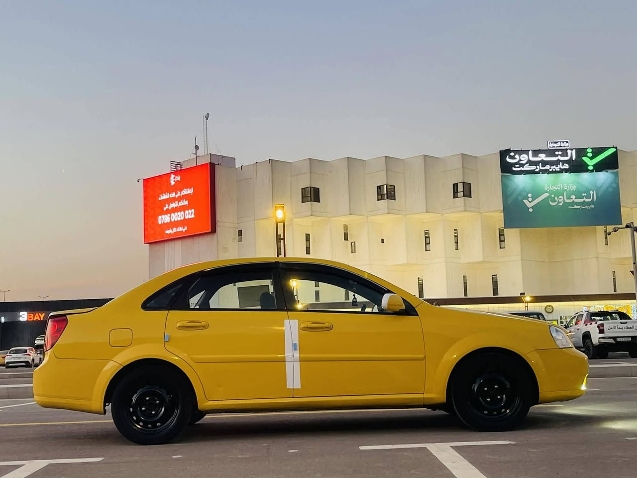 اوبترا ٢٠١١ شركة العامة
سعر ٦٥ بيهة مجال شراي 
بيهة طخة جملغ خلفي
مصبوغة عام اثر جراد كلير
سيارة جاهزة ما بيهة اي نقص 
صدر تخم تاير جديد 
رقم بغداد تحويل ثاني يوم 
مكان سيارة بغداد الشعب 
رقمي ***********
