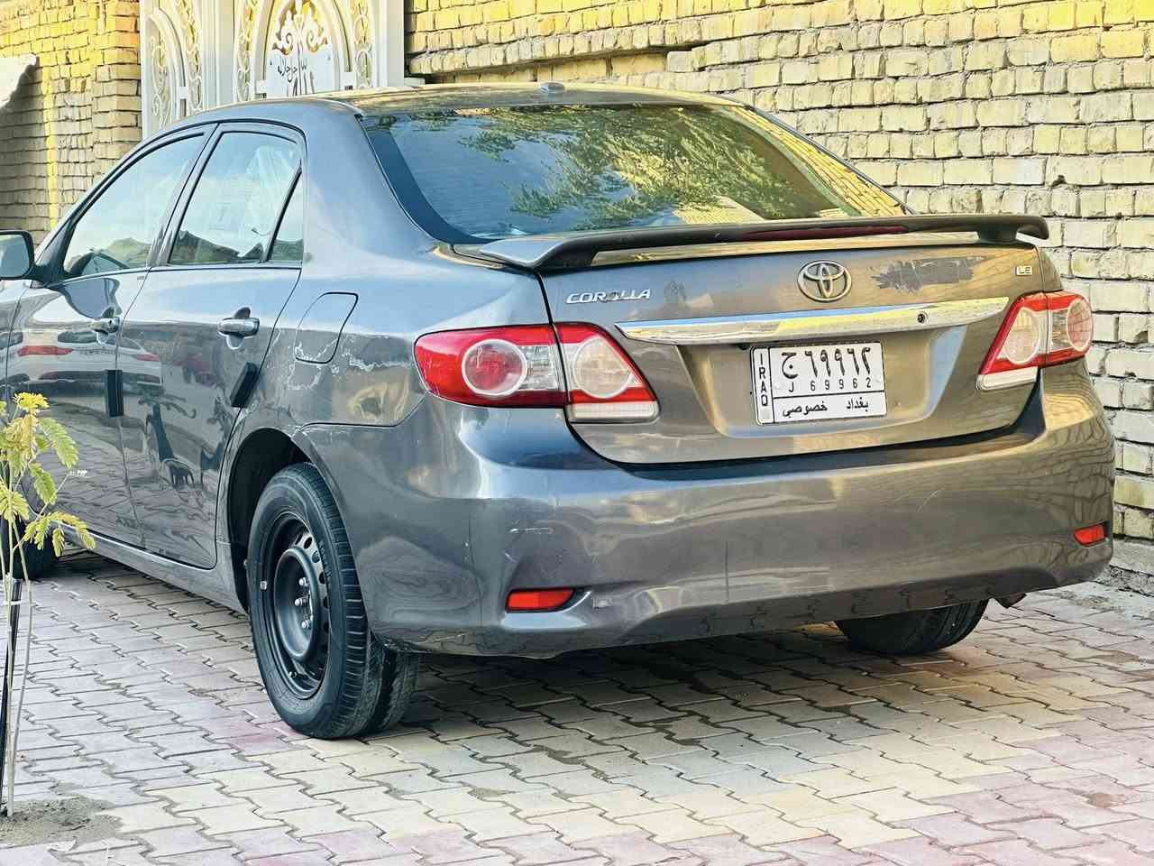 كورلا 2010 امريكي  le 
فتحه كروز سرعه 
مدوشمه ارضيه
ضرر تبديل جاملغ امامي راكب فقط والقديم موجودوبيها كلير اثر جراد بدون ضربه او معجون مكينه مبدله حاويه تبريد مبدل جديد 
رقم بغداد مشروع وطني شرط التحويل. 
مكانه مركز الكوت /الكفاءات  
للمراوس او بيع  السعر 110 وبيها مجال 
***********
