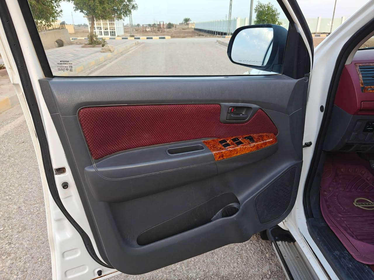 ٢٠١٥ فورويل بانزين كير اوتماتيك   مكفوله من الصبغ والتبديل بيها باردات ماشيه ١٨٧ مكينه شرط لاتنقيص ولاتبخير حداديه جديده قبل اسبوع مسويها تخم تاير رقم بغداد باسمي شخصيا هزه جديده سنويه جديده لل٢٠٣١ رقم انكليزي السعر ٢٢٢ وبيه مجال المكان كوت للاستفسار *********** الحال, واسط
