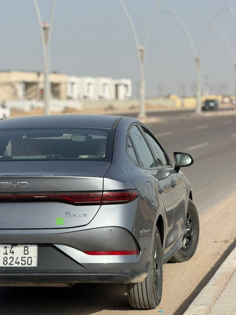 السلام عليكم بي واي دي كن بلاص كامله من غراض كلهن موجوده ماشيه 16000 الف سياره كفالة من كلشي سياره بسمي وسيارة كامله من كل نواحي من ناقصها شي ومكاني الجزيرة شارع الإمام زين العابدين رقمي ***********
