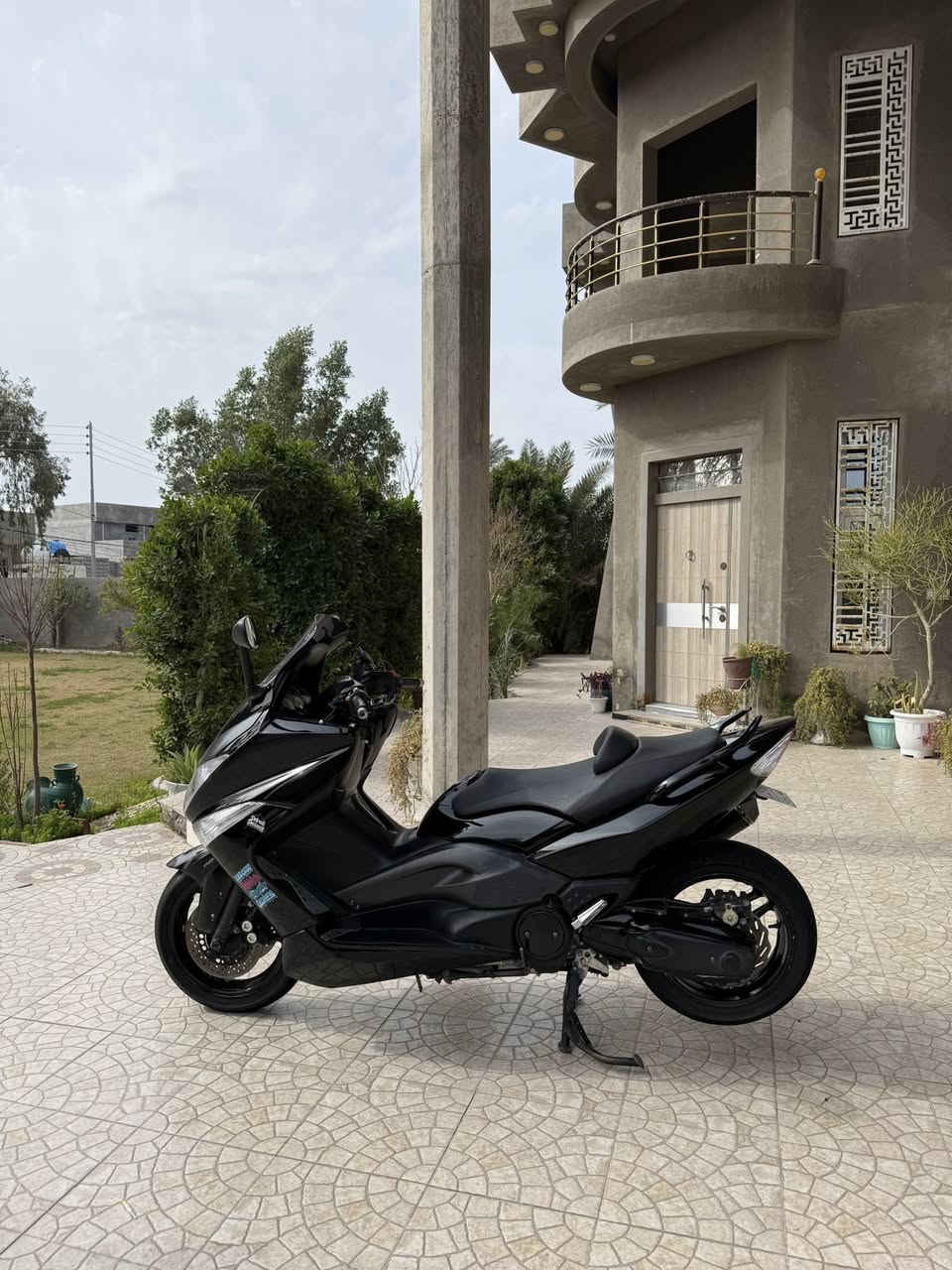 السلام عليكم تي ماكس 2011 للبيع ماشية 21 الف كفالة عامة والدراجة جديدة وبلادية (الشراي يتصل) *********** مو شراي لتعبني وياك فدوة اروحلك السعر 33$ وببها مجال مكاني ديالى كنعان 📍
