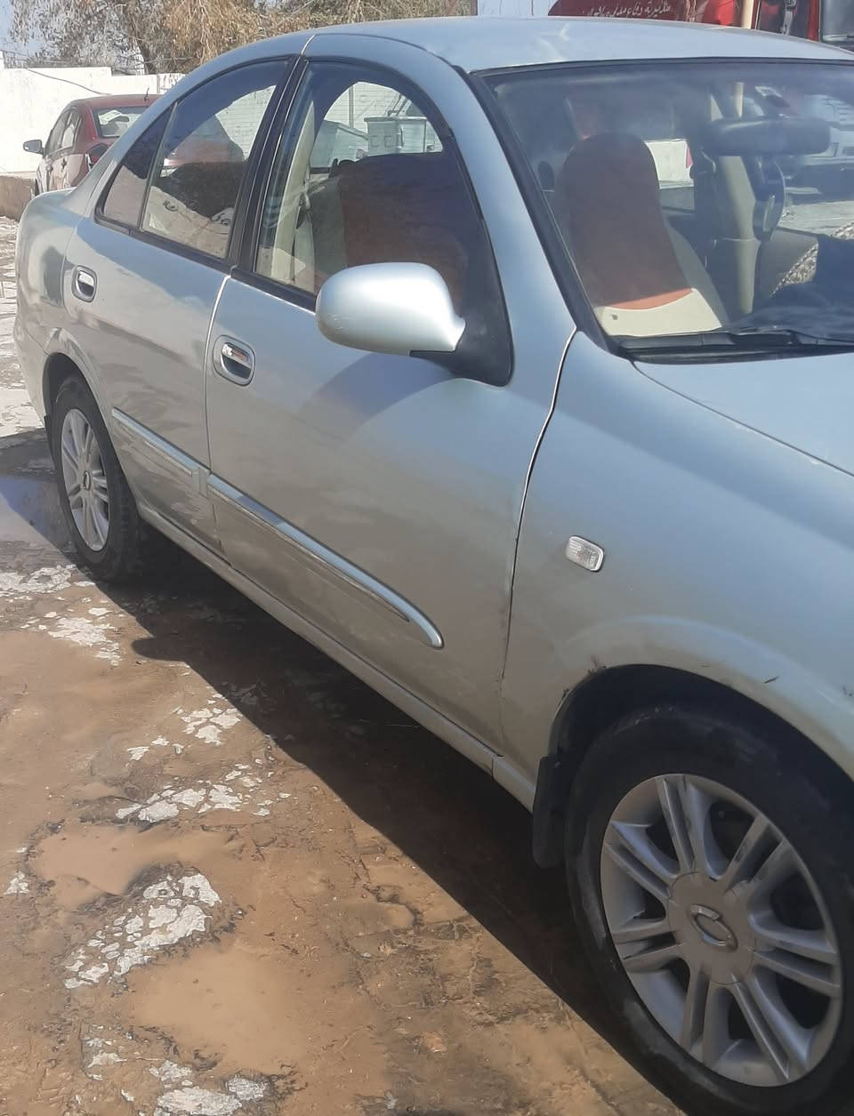 سني ادوات للبيع السعر٤٠ وبيه مجال الاتصال***********
