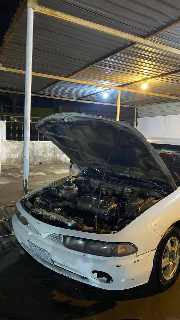 السلام عليكم للبيع مسيوبيشي كلنت 1994 محرك شرط وكير كايم والكشر شوف العين السياره رقم صلاح الدين الماني سنويه 2029 شرط التحويل السعر 28وبيه مجال للستفسار *********** مكان السياره تكريت
