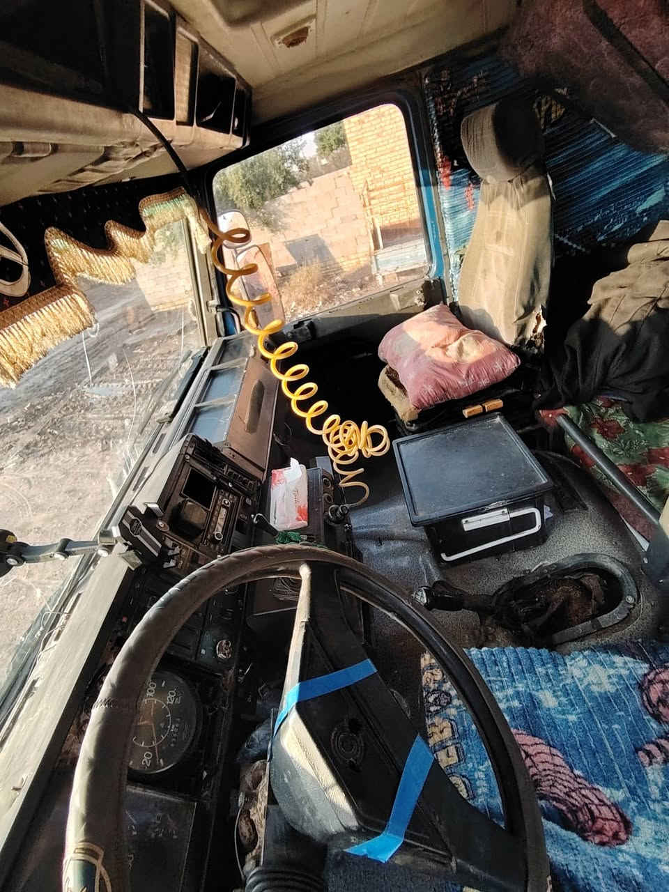 سلام عليكم. سكانيا للبيع موديل 88.مجموعه باجر 19.كير 5ب5. باچ بطن  تخم تاير. رقم مثنى.
العنوان ميسان (العماره). للاستفسار اتصال على الرقم ***********.الموشراي لايتصل، بس الراس للبيع
