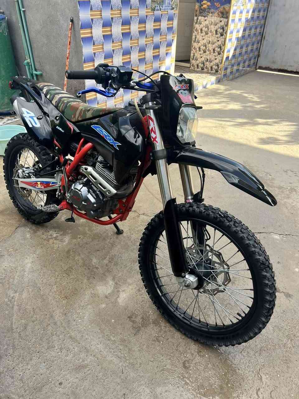 قفاز CRX موديل 24مكينة250ممفتوحة تايرات جدد ويالة جدد بريكات كلها جديد حجم 42 صبغ حراري اصلي دبلات بلجيس ماناقصها شي كاملة للبيع فقط مكاني واسط صويرة
***********
